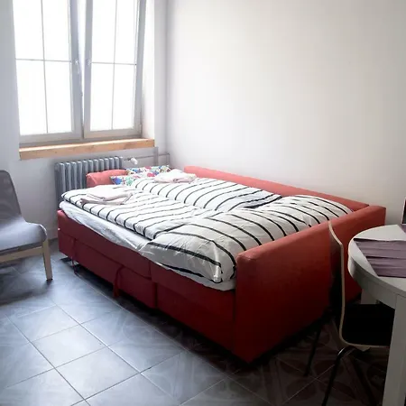 Apartamento Modern In City Center + Parking